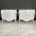 Mini Cômoda Bombe Luiz XV Laca Branco com Apliques Folheados a Ouro