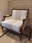 Poltrona Garden Italiana - Pés Luis XVI Torneados - Estofamento Especial