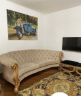 Sofá Clássico Curvo Design Francês 