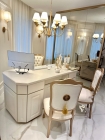 Cadeira Luís XV com Detalhe Decorativo